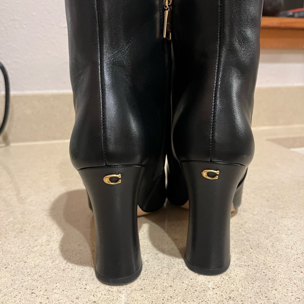Carter Leather Booti - Black, size 7.5 B